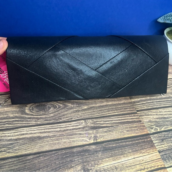 EUC Elegant Black Clutch with Chain Strap for Bridesmaid or Special Occasion - Picture 3 of 14